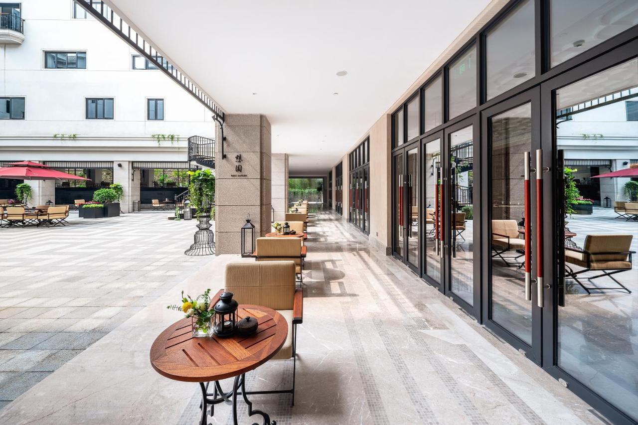 Yiuteung Mansion Hotell Chengdu Exteriör bild